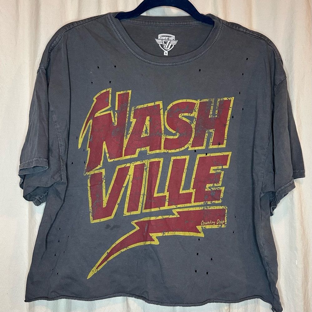 Country Deep Nashville Graphic Crop Tee